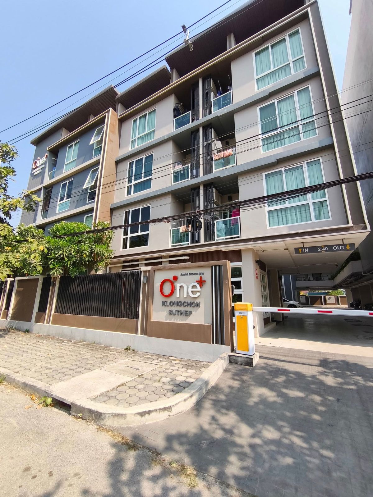 ให้เช่าคอนโดเชียงใหม่ : เช่า คอนโดวันพลัส- สุเทพ ใกล้ มช. 29 ตร.ม. ชั้น 1 9,500 ต่อเดือน