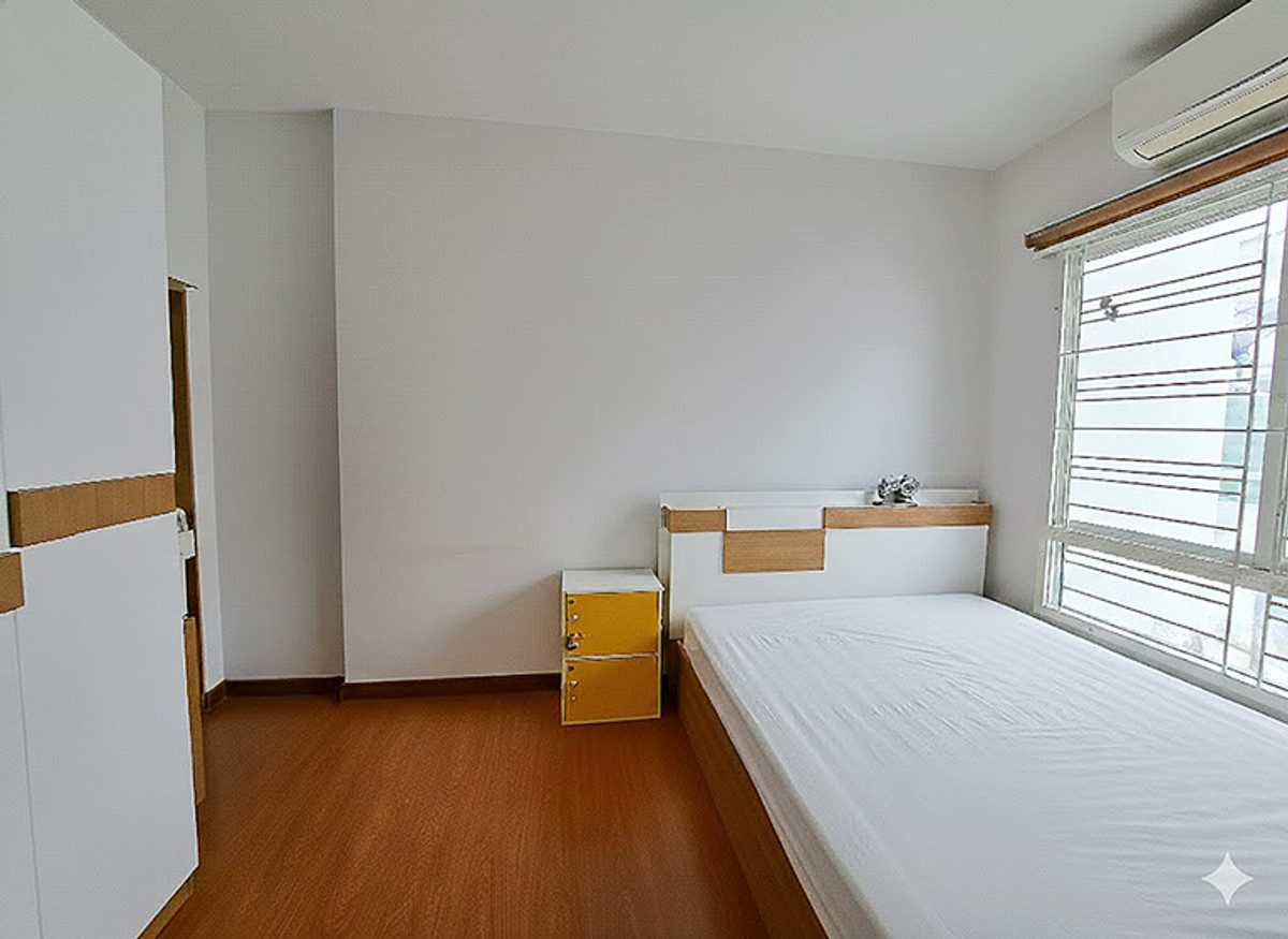 For SaleTownhomeEakachai, Bang Bon : 3-story townhome for sale, Ban Klang Mueang Sathorn Project-Taksin 2 Essence near BTS Wutthakat