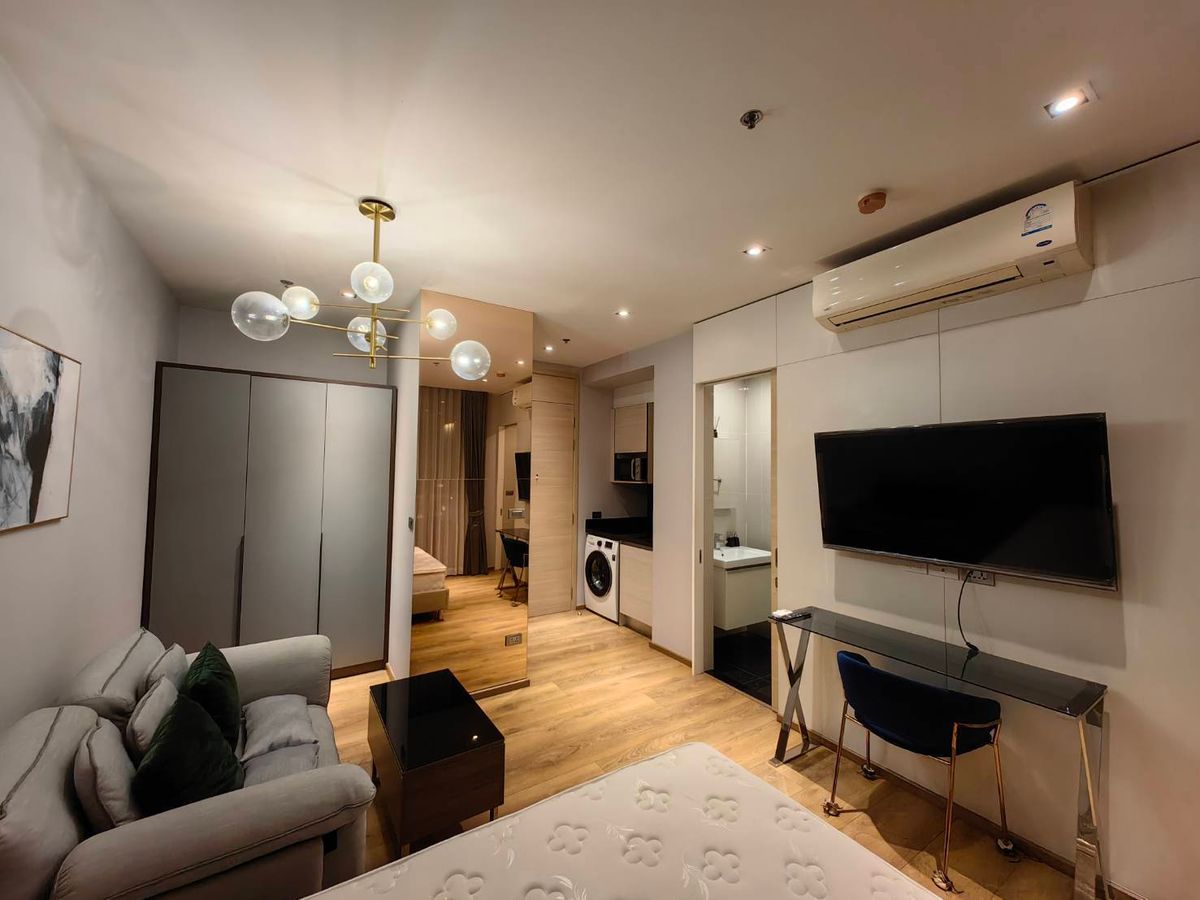 ให้เช่าคอนโดสุขุมวิท อโศก ทองหล่อ : for rent Park 24 // studio // 28 sq.m