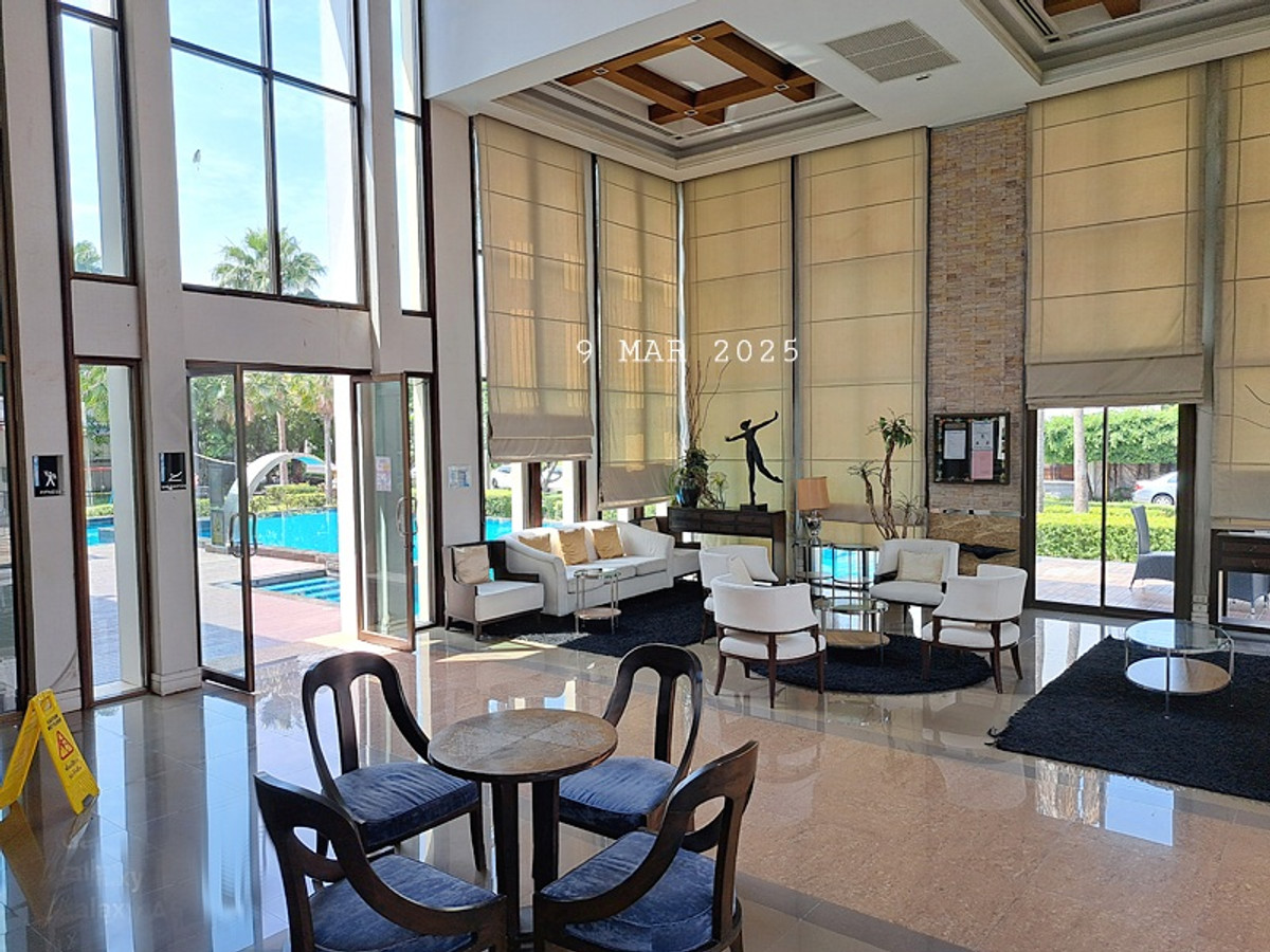 For SaleTownhomeEakachai, Bang Bon : 3-story townhome for sale, Ban Klang Mueang Sathorn Project-Taksin 2 Essence near BTS Wutthakat