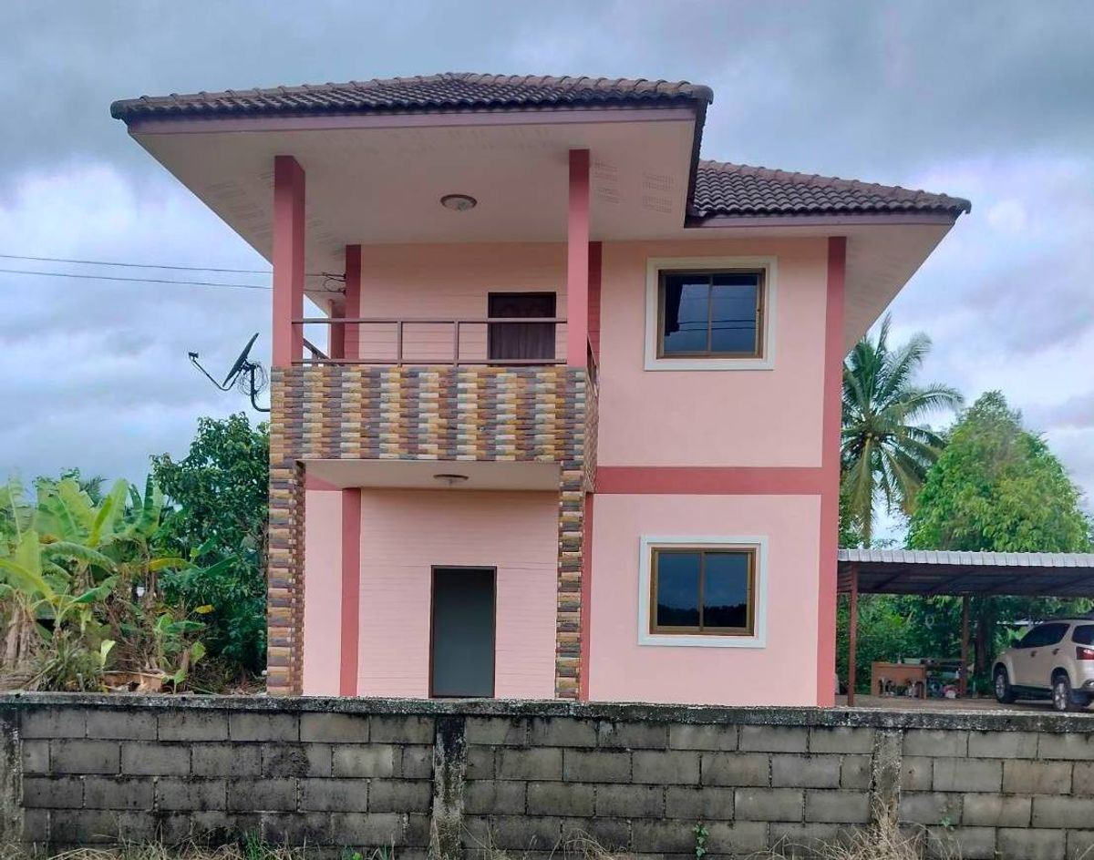 ขายบ้านเชียงราย : ขายบ้านเดี่ยว 2 ชั้น วิวภูเขาและทุ่งนา ต.แม่เย็น อ.พาน จ.เชียงราย