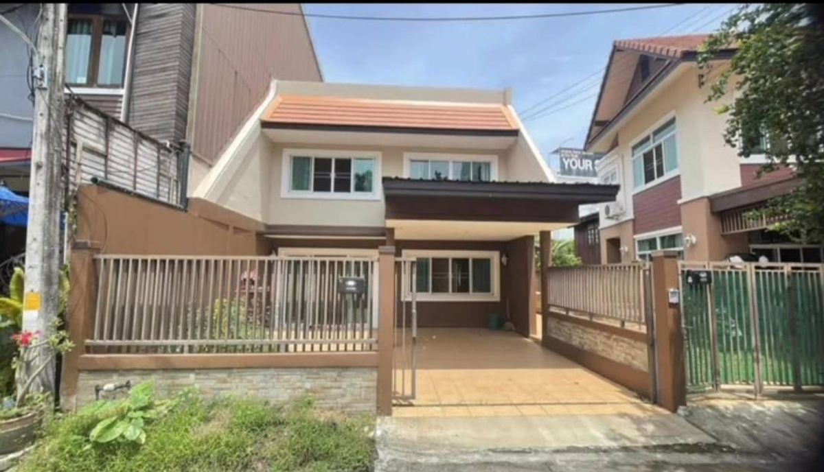 ให้เช่าบ้านเชียงใหม่ : เช่า บ้าน คูเมือง ใกล้วัดพระสิงห์ ในคูเมือง 3 นอน 30,000 ต่อเดือน 