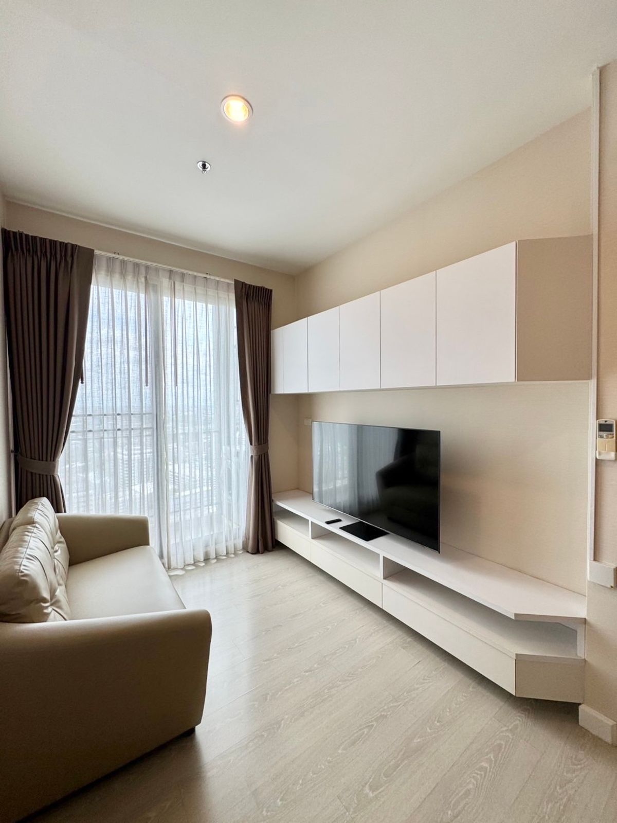 For RentCondoRama9, Petchburi, RCA : *** Condo for rent : The Niche Pride Thonglor-Pethchaburi High floor Fully furnished  Built-in furniture *** 