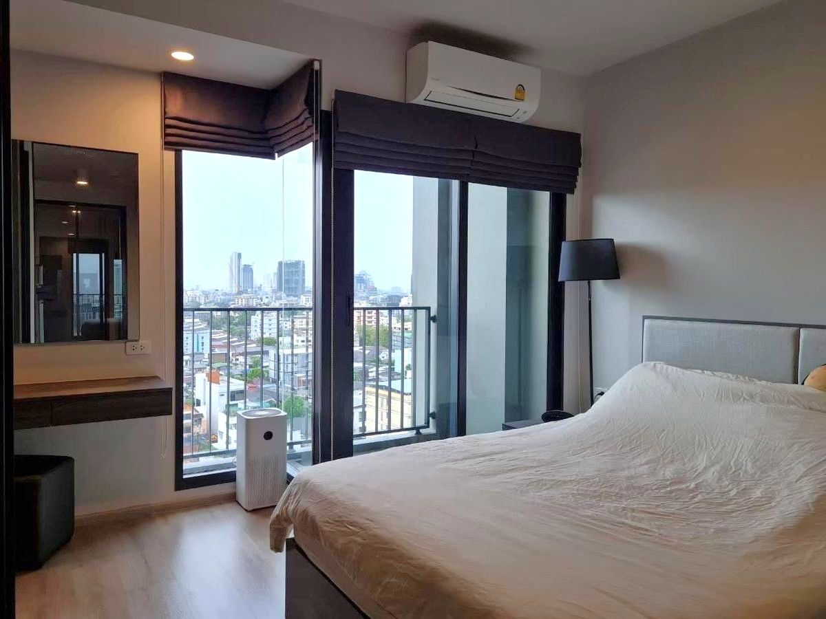 For RentCondoRatchadapisek, Huaikwang, Suttisan : Rent now !! Ready to enter 1 Sep 68, near MRT Sutthisan. Ratchada-Sutthisan