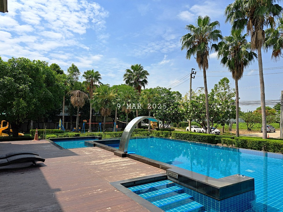 For SaleTownhomeEakachai, Bang Bon : 3-story townhome for sale, Ban Klang Mueang Sathorn Project-Taksin 2 Essence near BTS Wutthakat