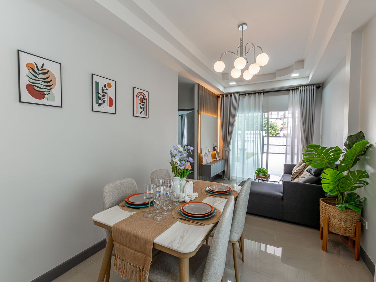 ขายพัทยา บางแสน ชลบุรี สัตหีบ : ขายบ้านแฝด 2 ห้องนอน ซอยสยามคันทรีคลับ