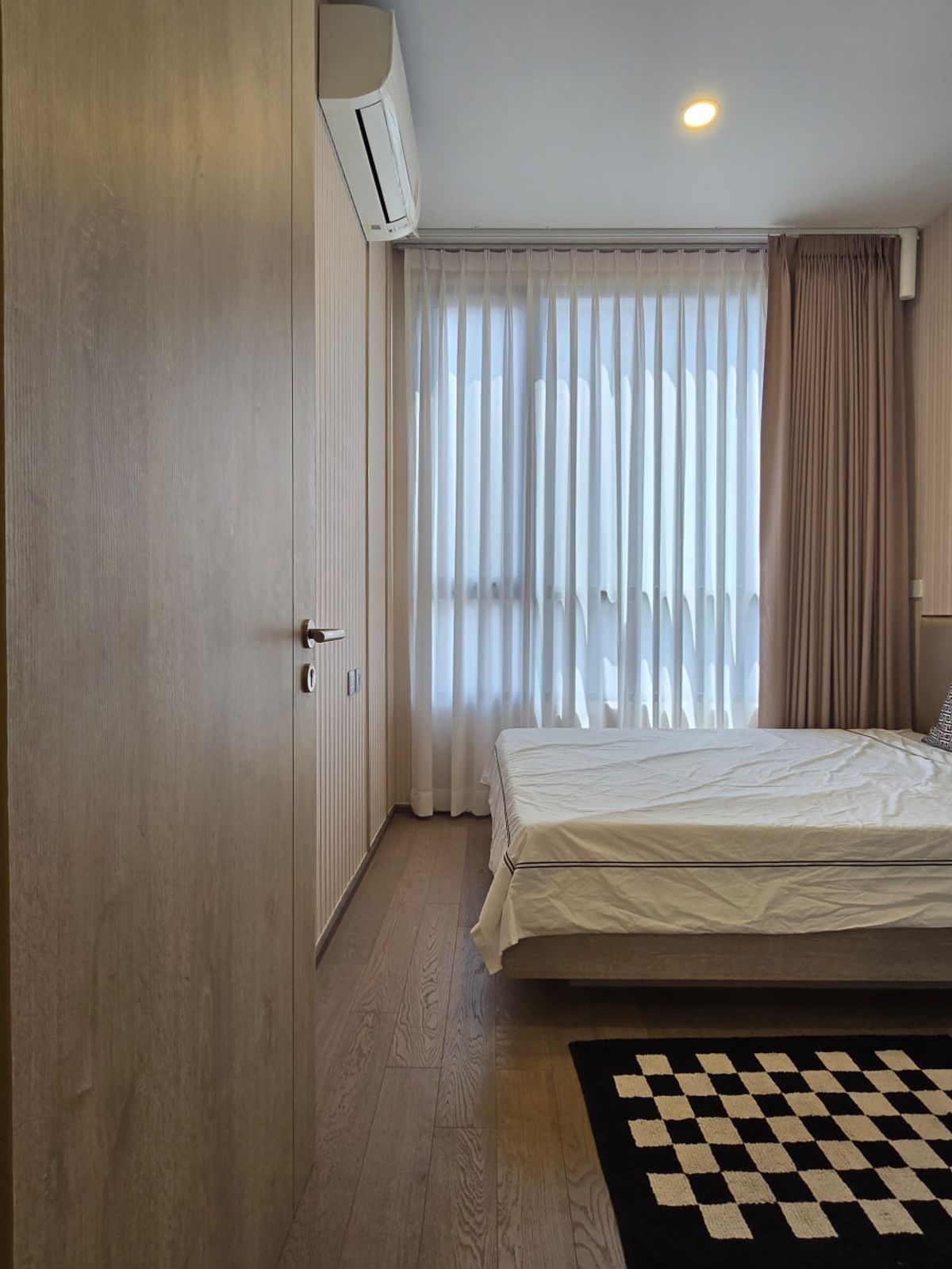 ให้เช่าคอนโดราชเทวี พญาไท : Park Origin Phayathai【𝐑𝐄𝐍𝐓】🔥โทนอบอุ่น สบายตา บรรยากาศผ่อนคลายเหมือนอยู่บ้าน🔥  ติดต่อไลน์ไอดี: @hacondo