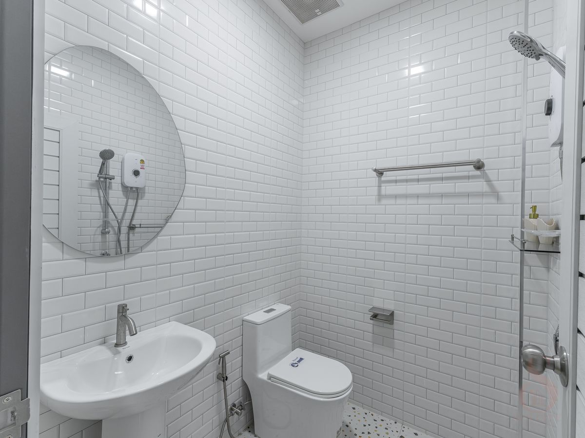 ขายพัทยา บางแสน ชลบุรี สัตหีบ : ขายบ้านแฝด 2 ห้องนอน ซอยสยามคันทรีคลับ