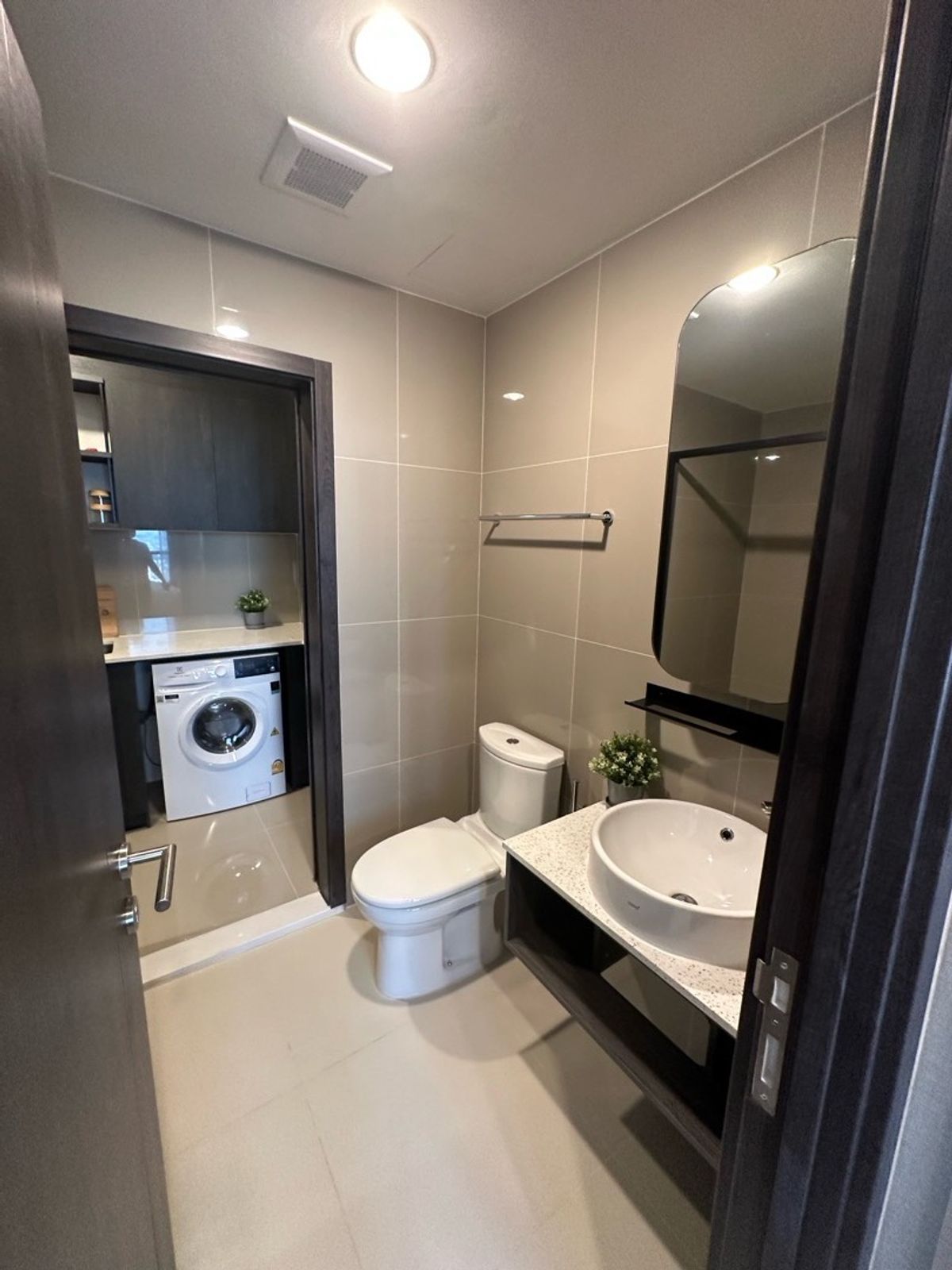 ให้เช่าคอนโดรัชดา ห้วยขวาง : 🔥ให้เช่าด่วน🔥 XT ห้วยขวาง ห้องสวย เฟอร์นิเจอร์ครบ พร้อมเข้าอยู่ ใกล้ MRT ห้วยขวาง ❗