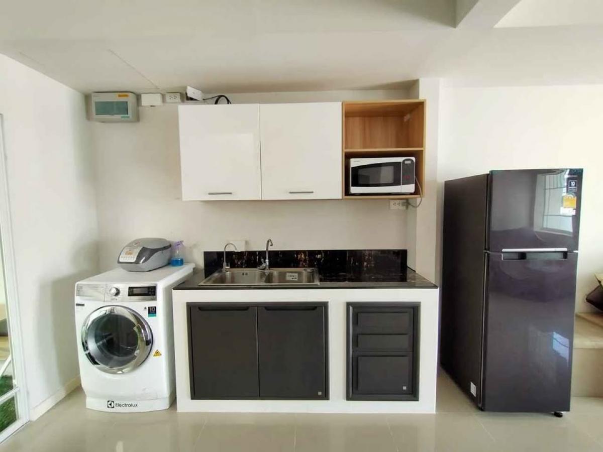 ให้เช่าทาวน์โฮมสมุทรปราการ สำโรง : เช่าทาวน์โฮม Indy 2 บางนา กม.7 2 นอน 3 น้ำ พร้อมอยู่ ใกล้เมกาบางนา เพียง 22,000 บาท/เดือน มีที่จอดรถ สะดวกครบครัน รีบจองวันนี้!