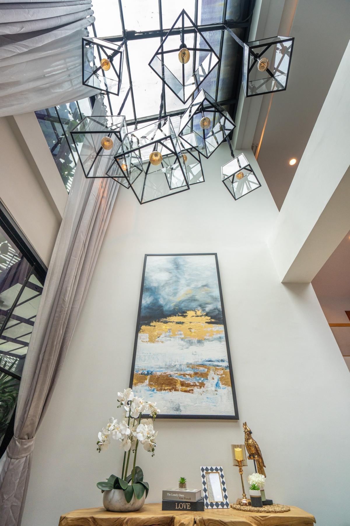 ขายบ้านสุขุมวิท อโศก ทองหล่อ : 28/02/2026, บ้านหรูเอกมัย 4 ห้องนอน บนพื้นที่กว้างใหญ่ Luxury 4-Bedroom House in Ekkamai, Spacious and Exclusive