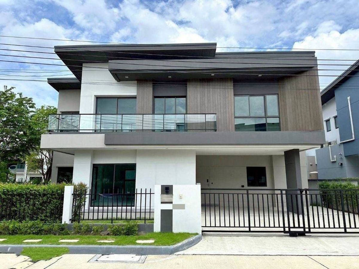 ขายบ้านบางแค เพชรเกษม : ขายบ้านเดี่ยว Venue ID เพชรเกษม 81 บ้านเดี่ยวหลังใหญ่ สไตล์โมเดิร์นจาก SC Asset