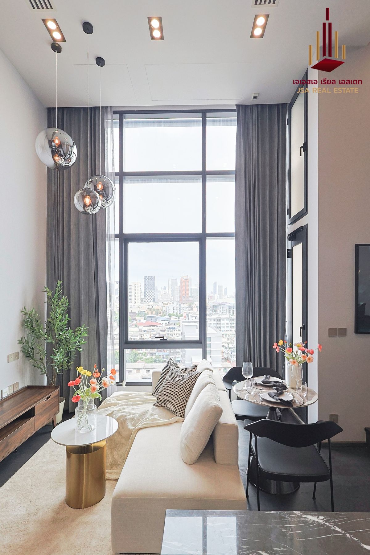 For SaleCondoRatchathewi,Phayathai : ✨ For Sale: Conner Ratchathewi Condo ✨ 💰 ONLY 9,900,000 THB