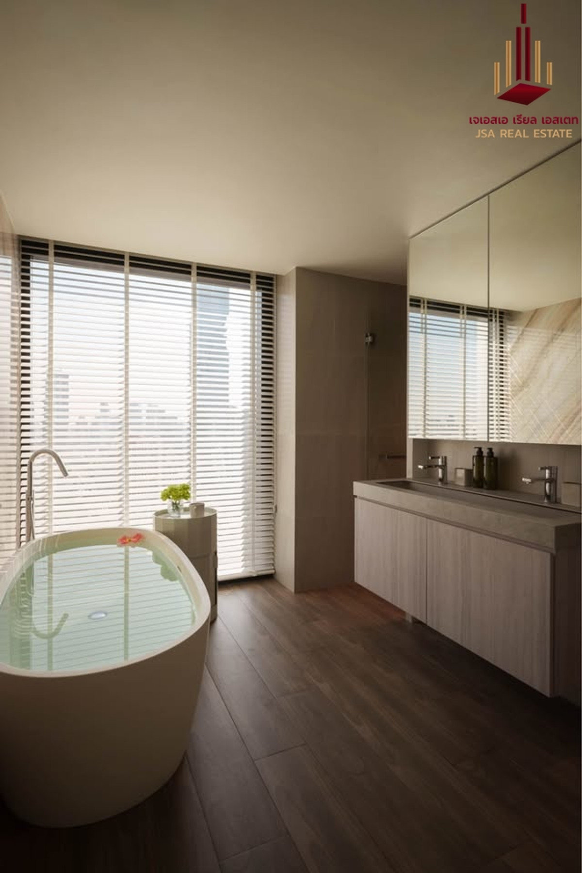 ให้เช่าคอนโดสีลม ศาลาแดง บางรัก : ✨ For Rent: The Lofts Silom  Condo ✨  💰 Only 140,000 THB/month