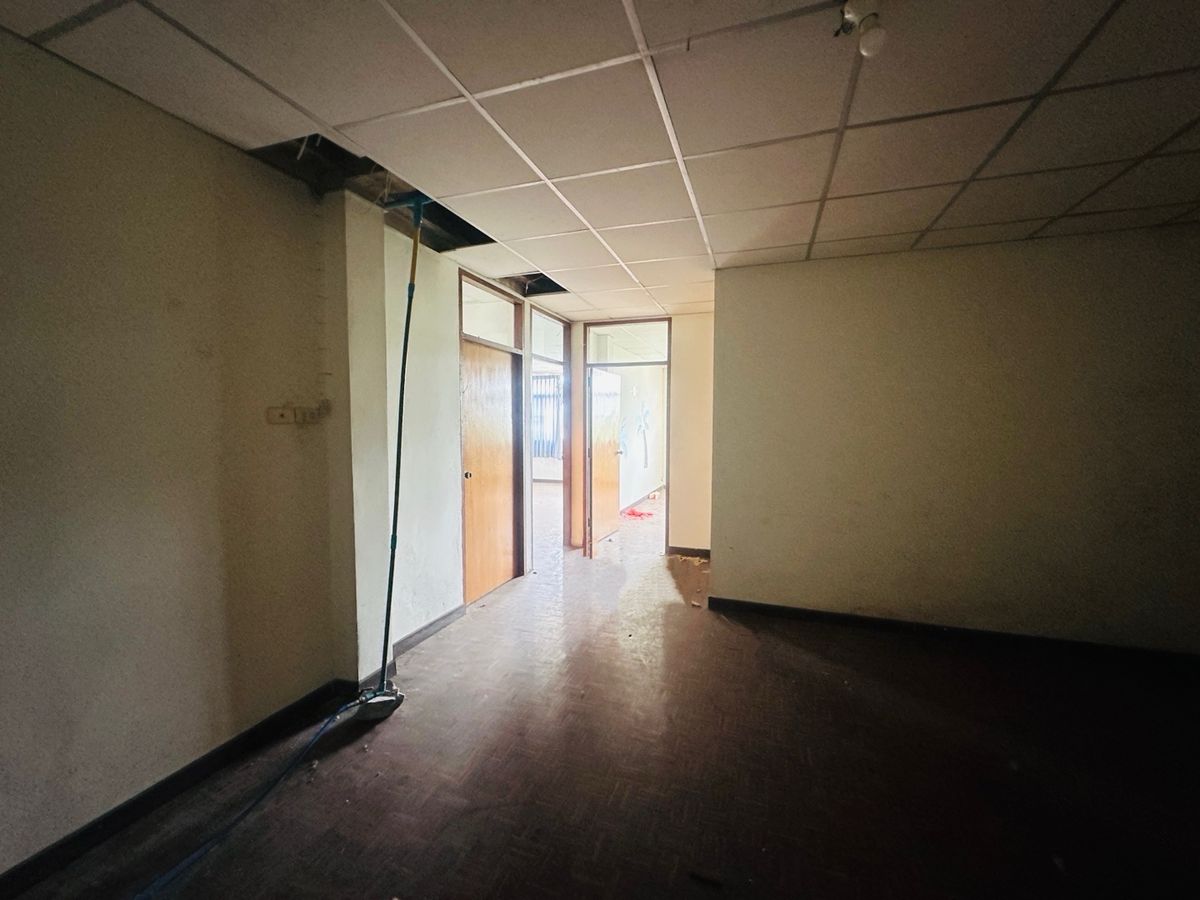 ขายโรงงานมหาชัย สมุทรสาคร : ขายโรงงาน 2 หลัง พร้อมสำนักงาน 3 ชั้น เนื้อที่ 2-3-82 ไร่ ซ.สุขาภิบาล 2 ถ.พุทธมณฑลสาย 4 ต.อ้อมน้อย อ.กระทุ่มแบน จ.สมุทรสาคร