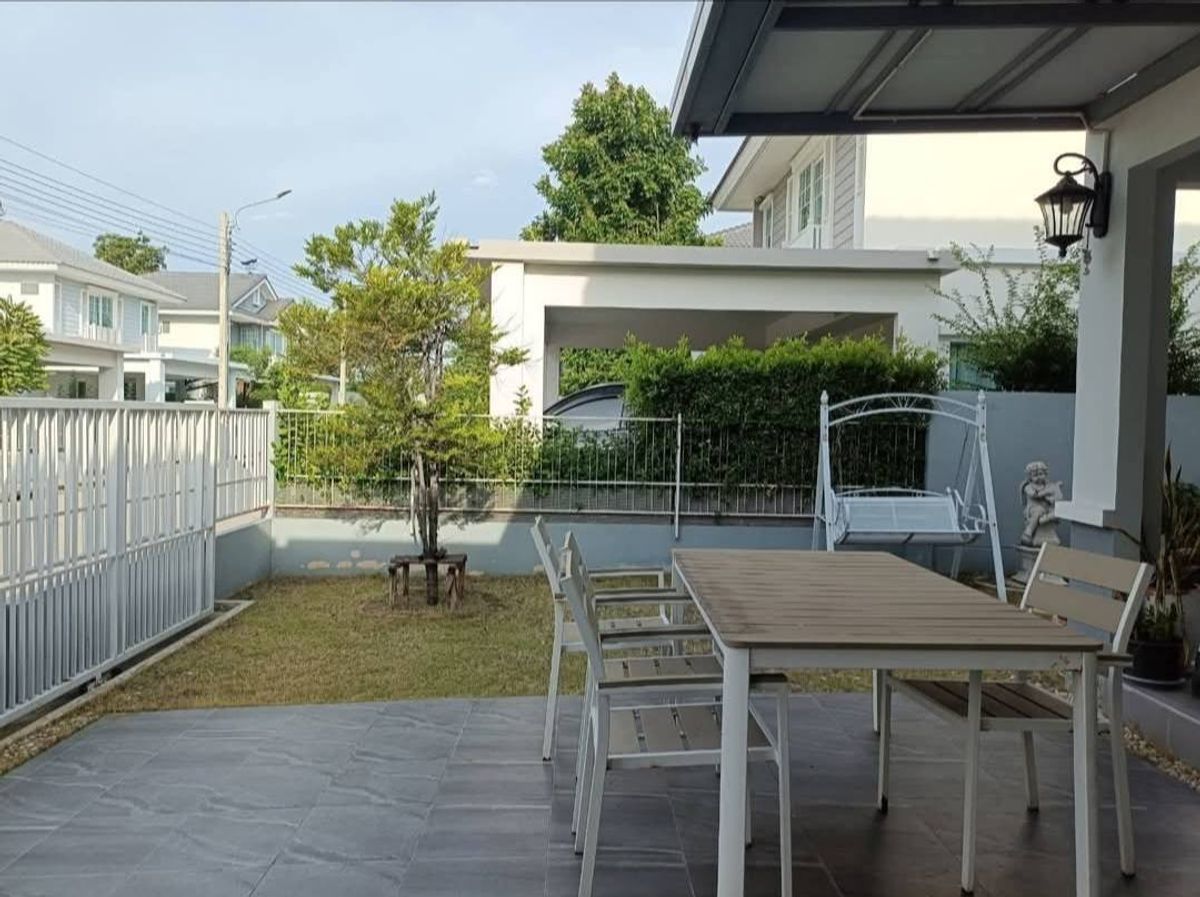 ให้เช่าบ้านบางนา แบริ่ง ลาซาล : 📌 ให้เช่า Villaggio ศรีนครินทร์-บางนา โครงการ 1  ( โครงการบ้านเดี่ยวและทาวน์โฮมสไตล์ยุโรป )