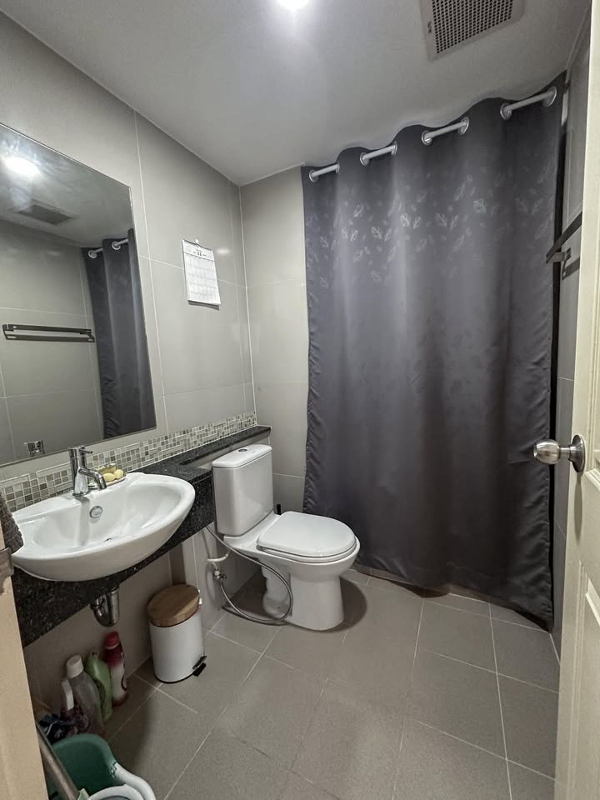 For SaleCondoWongwianyai, Charoennakor : ✨ For Sale: The Niche Taksin Condo ✨ 💰 ONLY The 4,350,000 THB