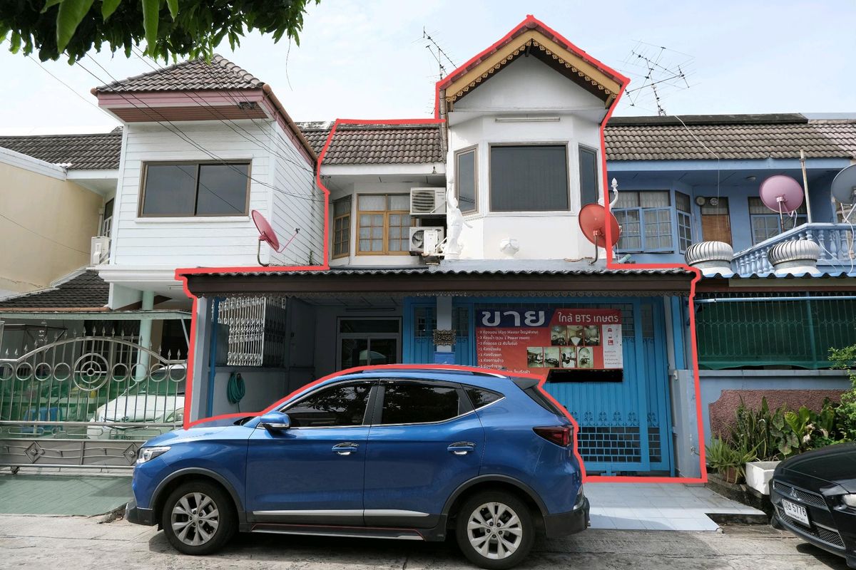 ขายทาวน์โฮมเกษตรศาสตร์ รัชโยธิน : บ้านเก่าแต่ยังเก๋า สภาพสวยคลาสสิค ตกแต่งบิ้วอินทั้งหลัง เฟอร์นิเจอร์ครบ  สวยพร้อมอยู่ ใกล้ ม.เกษตร 