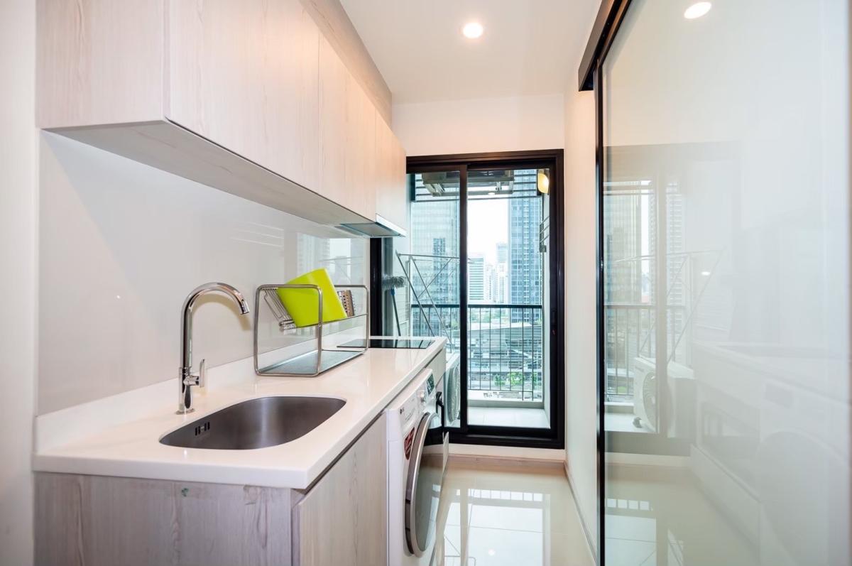 ให้เช่าคอนโดพระราม 9 เพชรบุรีตัดใหม่ RCA : 🔥ให้เช่าด่วน🔥Life Asoke ห้องสวย เฟอร์นิเจอร์ครบ เดินทางสะดวก ใกล้ MRT พร้อมเข้าอยู่ ❗