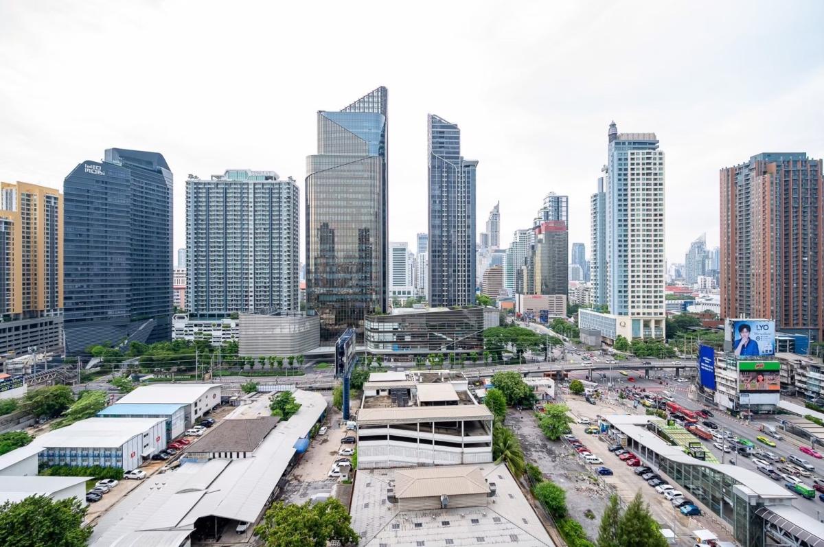 ให้เช่าคอนโดพระราม 9 เพชรบุรีตัดใหม่ RCA : 🔥ให้เช่าด่วน🔥Life Asoke ห้องสวย เฟอร์นิเจอร์ครบ เดินทางสะดวก ใกล้ MRT พร้อมเข้าอยู่ ❗