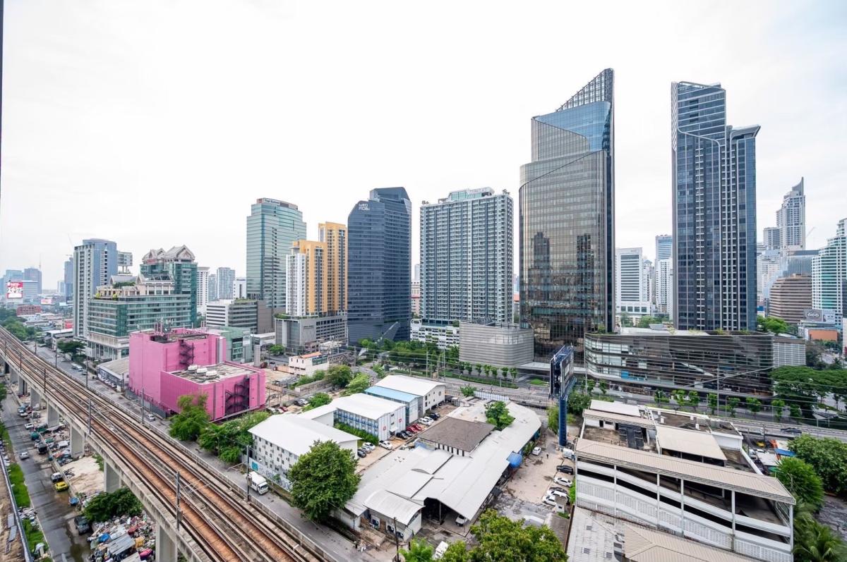 ให้เช่าคอนโดพระราม 9 เพชรบุรีตัดใหม่ RCA : 🔥ให้เช่าด่วน🔥Life Asoke ห้องสวย เฟอร์นิเจอร์ครบ เดินทางสะดวก ใกล้ MRT พร้อมเข้าอยู่ ❗