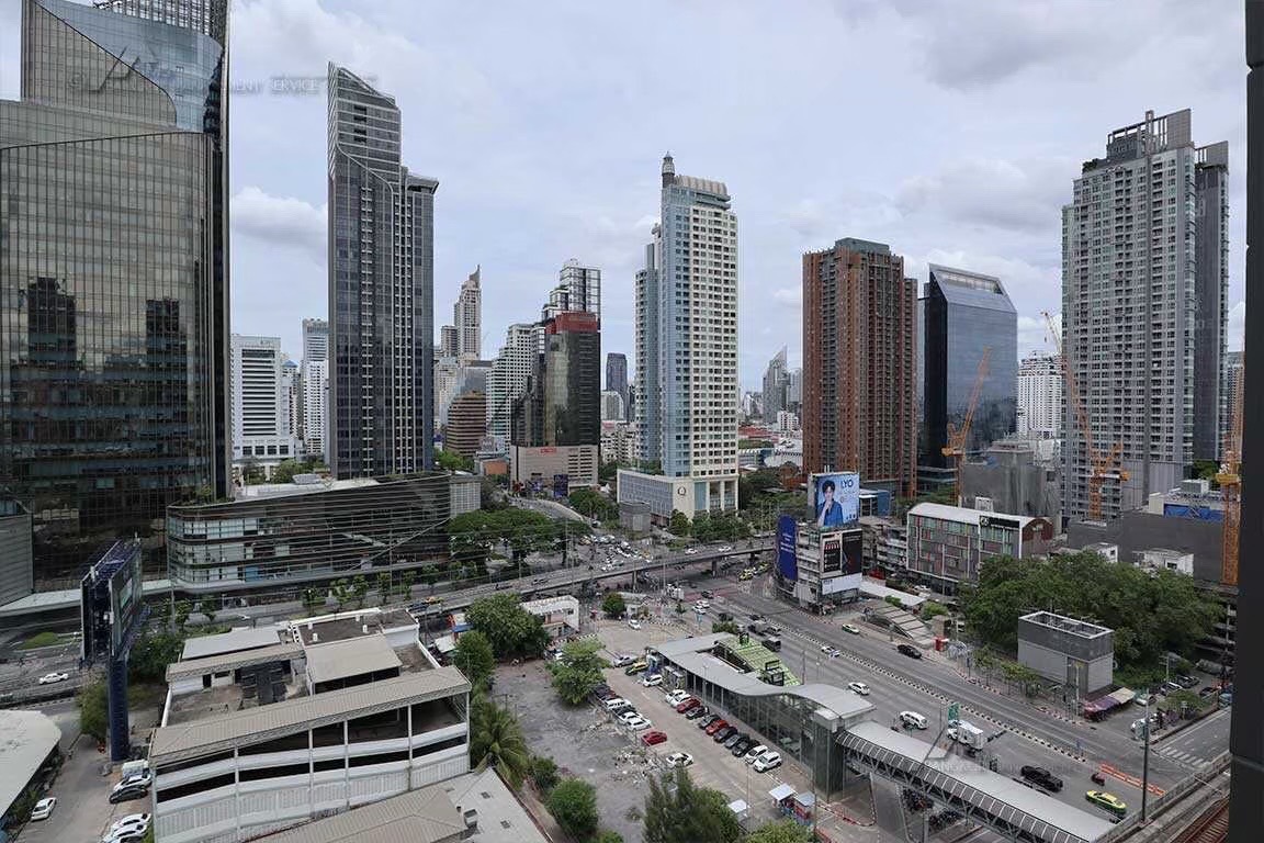 ให้เช่าคอนโดพระราม 9 เพชรบุรีตัดใหม่ RCA : 🔥ให้เช่าด่วน🔥Life Asoke ห้องสวย เฟอร์นิเจอร์ครบ เดินทางสะดวก ใกล้ MRT พร้อมเข้าอยู่ ❗