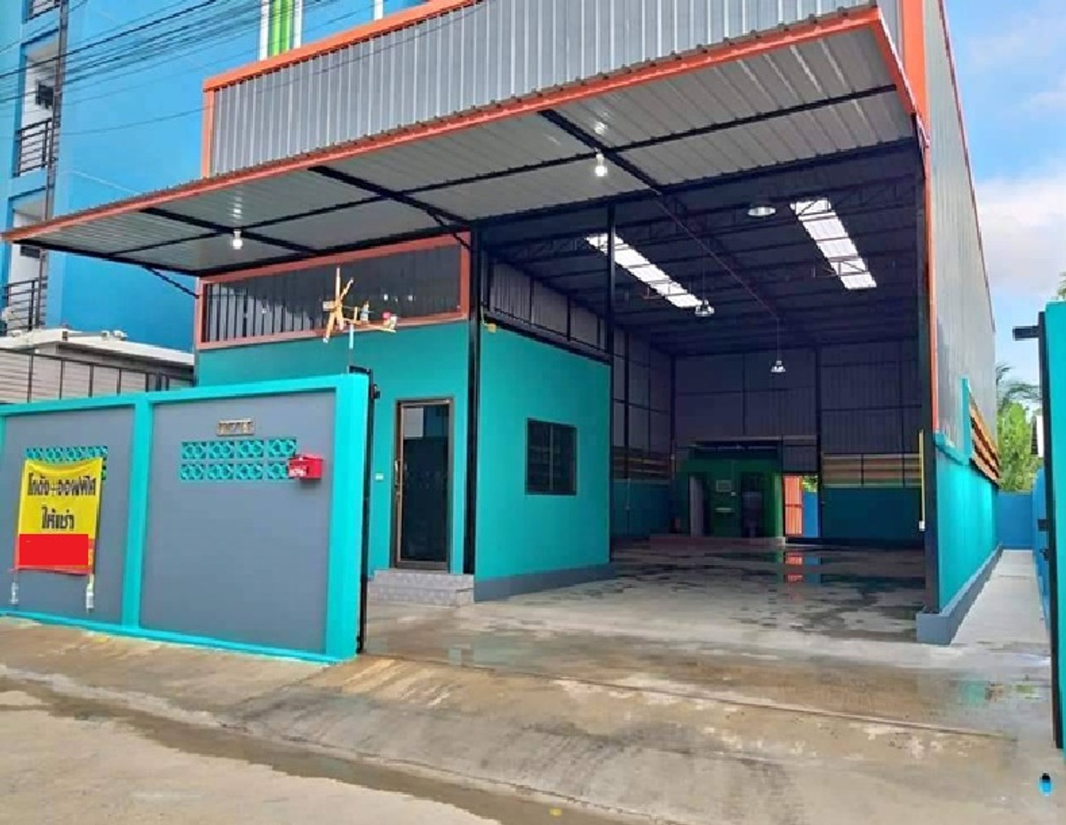 ให้เช่าโกดังนนทบุรี บางใหญ่ บางบัวทอง : For Rent ให้เช่าโกดัง พร้อมสำนักงาน / พื้นที่โกดัง 236 ตารางเมตร / ซอยวัดลาดปลาดุก ถนนกาญจนาภิเษก บางบัวทอง ทำเลดีมาก / ไฟฟ้า 3 เฟส / รถหกล้อ เข้า ออก สะดวก