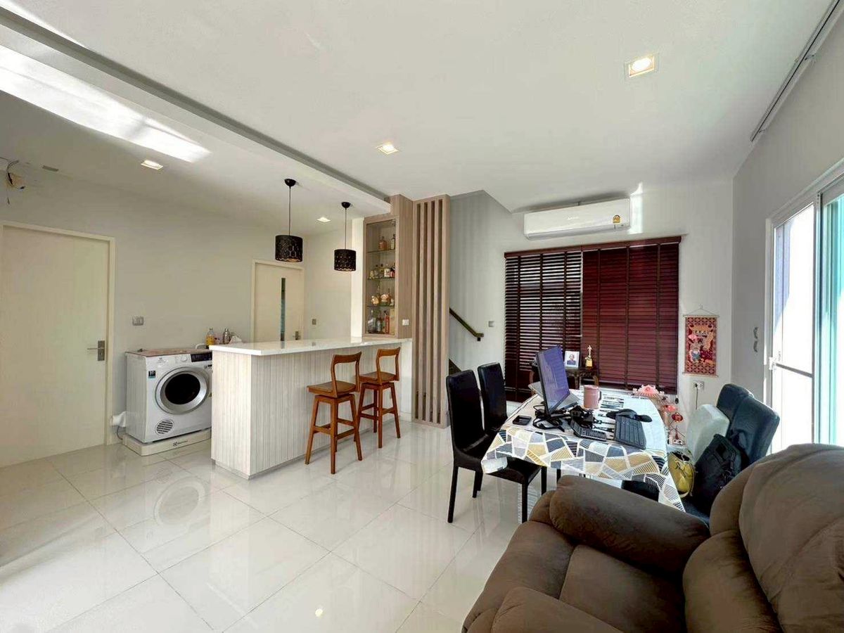 ขายบ้านบางแค เพชรเกษม : ขาย บ้านเดี่ยว2ชั้น ทำเลหนองแขม หมู่บ้านสีวลี เพชรเกษม69 จาก แลน แอนด์ เฮ้าส์