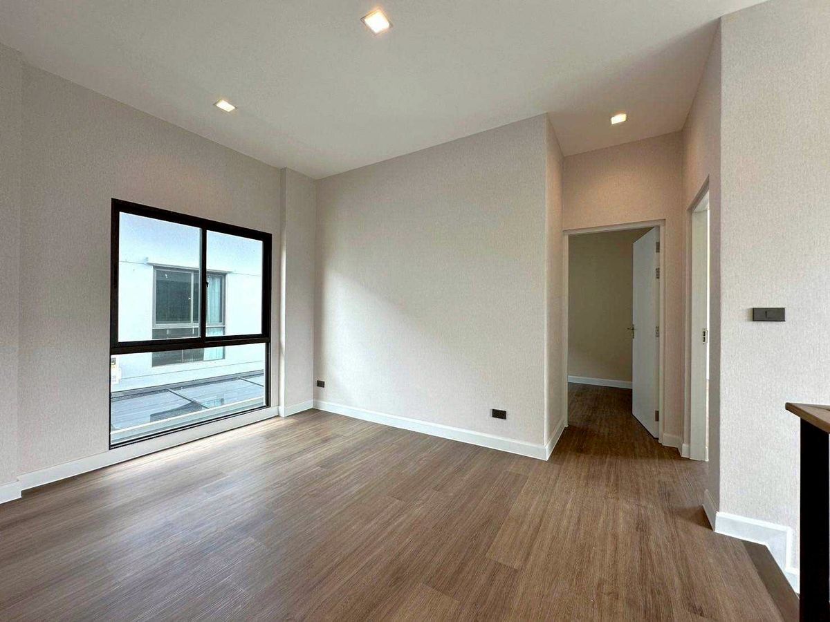 For SaleHouseBang kae, Phetkasem : Venue ID detached house for sale, Petchkasem 81, large detached house Modern style from SC Asset