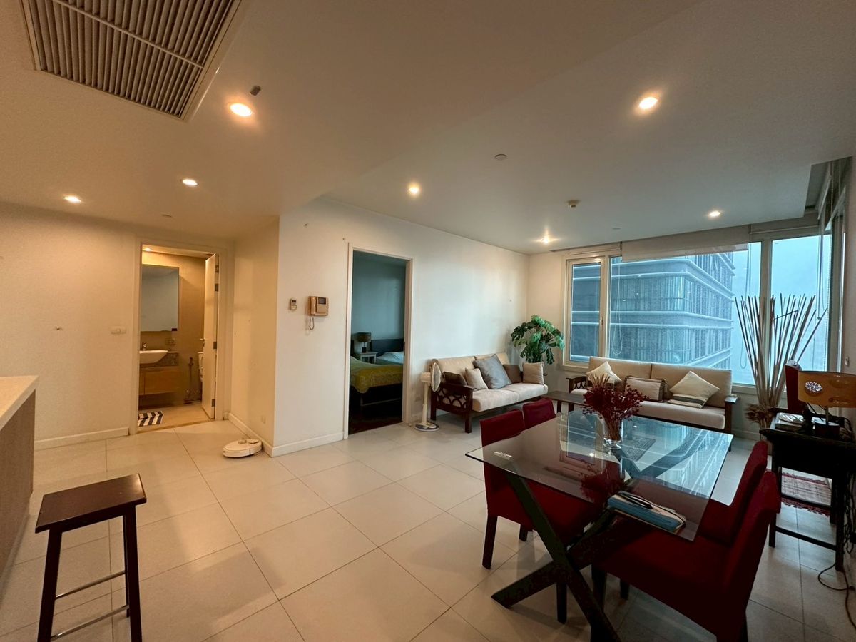 ขายคอนโดวิทยุ ชิดลม หลังสวน : For sale Manhattan Chidlom 120,xxx per sq.m! 2 bedroom fully furnished on high floor near Central Chidlom