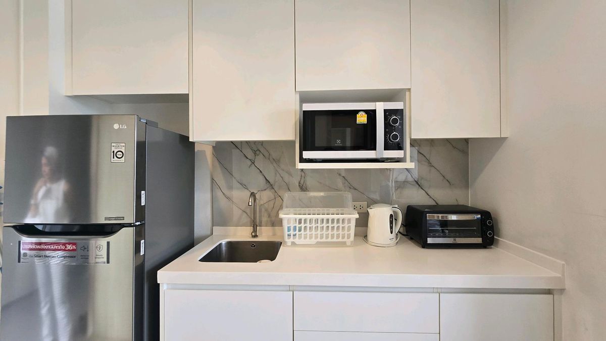 ขายคอนโดพระราม 9 เพชรบุรีตัดใหม่ RCA : ขายคอนโด เอคิว เอลิคซ์ เรซิเดนซ์ AQ Alix Residence Soonvijai ชั้นที่ 5พื้นที่ใช้สอย 28.31 ตร.ม. ห้อง Studio ห้องน้ำ 1 ห้อง