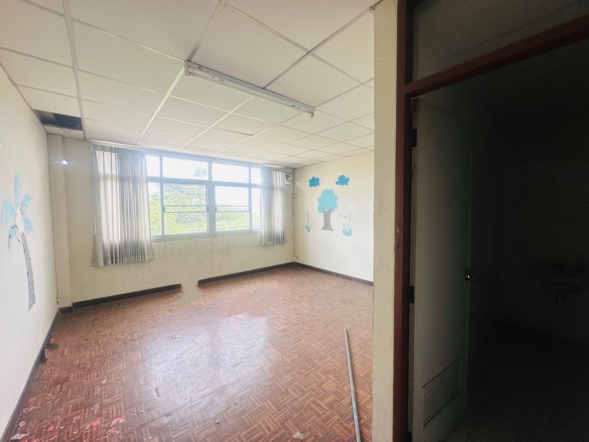 ขายโรงงานมหาชัย สมุทรสาคร : ขายโรงงาน 2 หลัง พร้อมสำนักงาน 3 ชั้น เนื้อที่ 2-3-82 ไร่ ซ.สุขาภิบาล 2 ถ.พุทธมณฑลสาย 4 ต.อ้อมน้อย อ.กระทุ่มแบน จ.สมุทรสาคร