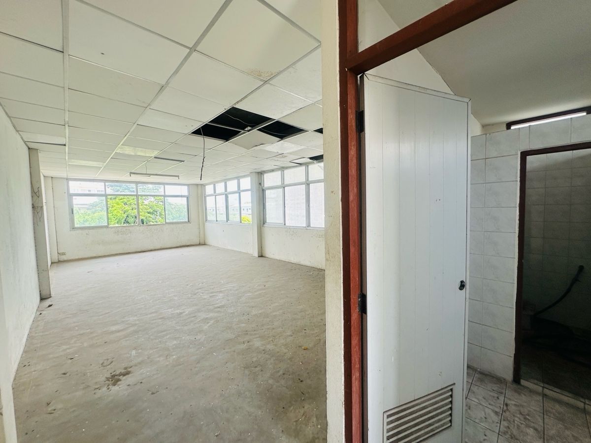 ขายโรงงานมหาชัย สมุทรสาคร : ขายโรงงาน 2 หลัง พร้อมสำนักงาน 3 ชั้น เนื้อที่ 2-3-82 ไร่ ซ.สุขาภิบาล 2 ถ.พุทธมณฑลสาย 4 ต.อ้อมน้อย อ.กระทุ่มแบน จ.สมุทรสาคร