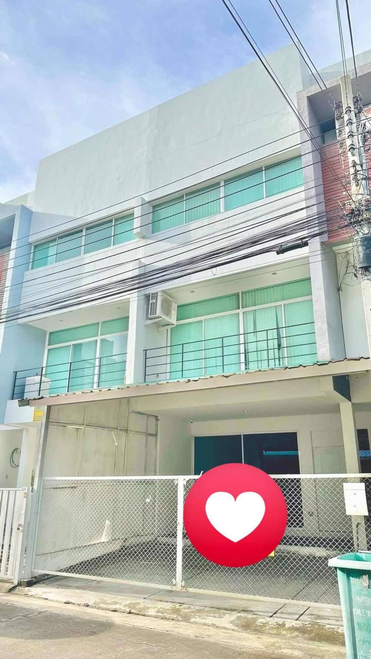 ให้เช่าโฮมออฟฟิศสมุทรปราการ สำโรง : ให้เช่า โฮม ออฟฟิศ 3 ชั้น โครงการ Business Town เทพารักษ์ ใกล้ นิคม บางพลี สนใจติดต่อ 082-3223695 ✅