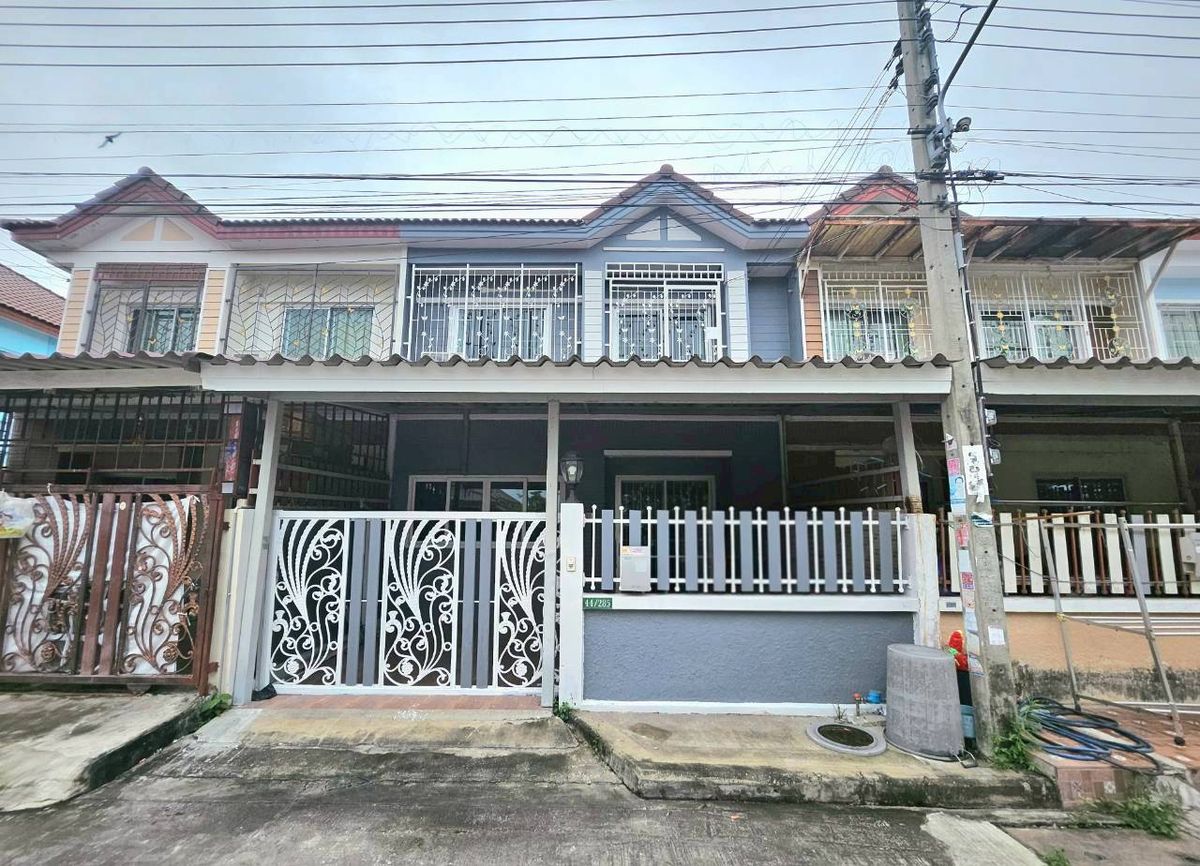 ขายทาวน์โฮมพระราม 2 บางขุนเทียน : 🏠ขาย ทาวน์เฮ้าส์ หมู่บ้าน สินทวี เทียนทะเล โครงการ1 บ้านสวย พร้อมอยู่‼️