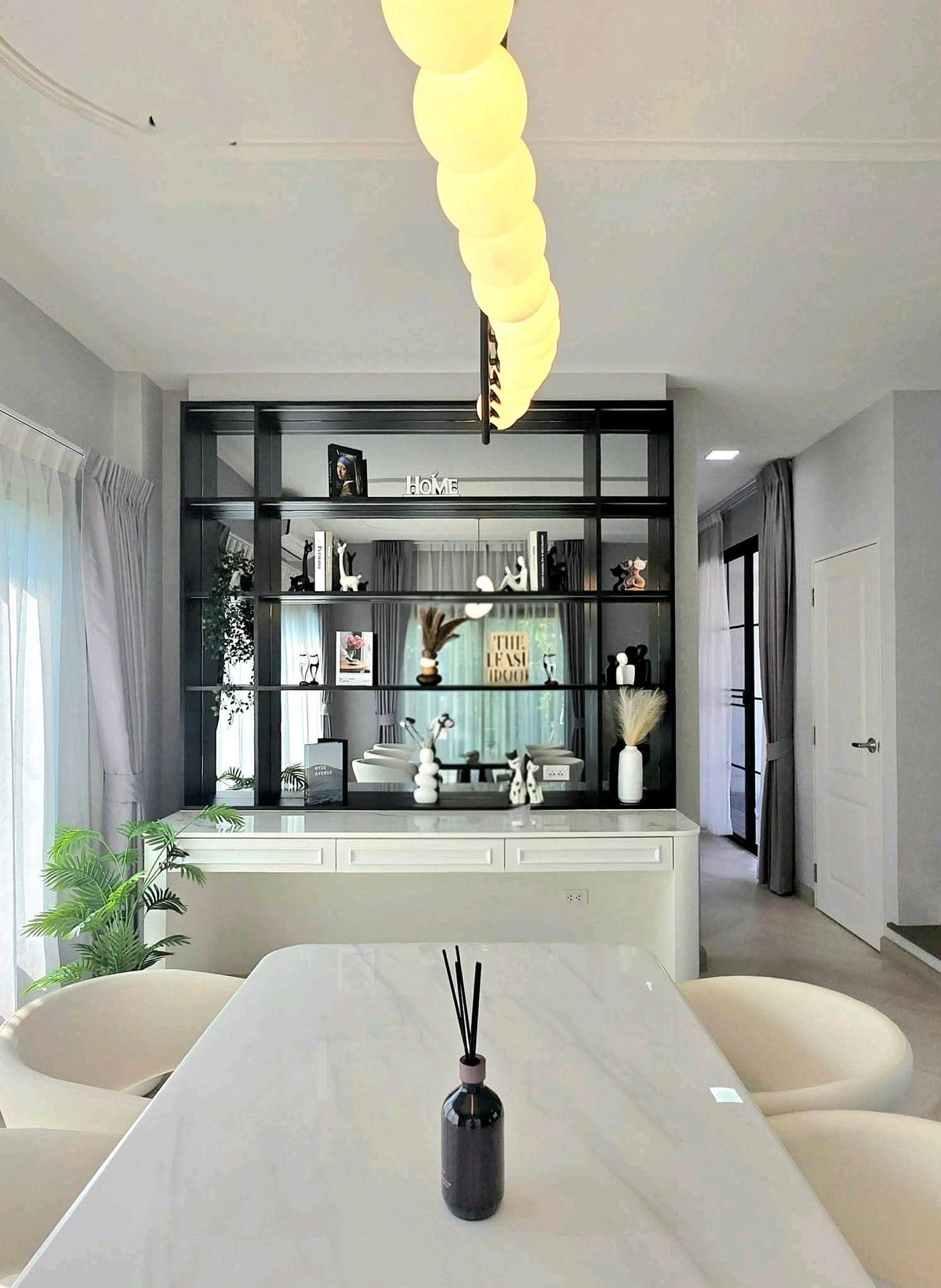 ให้เช่าบ้านสมุทรปราการ สำโรง : 📌 ให้เช่า บ้านเดี่ยว 𝑮𝒓𝒂𝒏𝒅𝒆 𝑷𝒍𝒆𝒏𝒐 𝑺𝒖𝒌𝒉𝒖𝒎𝒗𝒊𝒕-𝑩𝒂𝒏𝒈𝒏𝒂 แกรนด์ พลีโน่ สุขุมวิท-บางนา