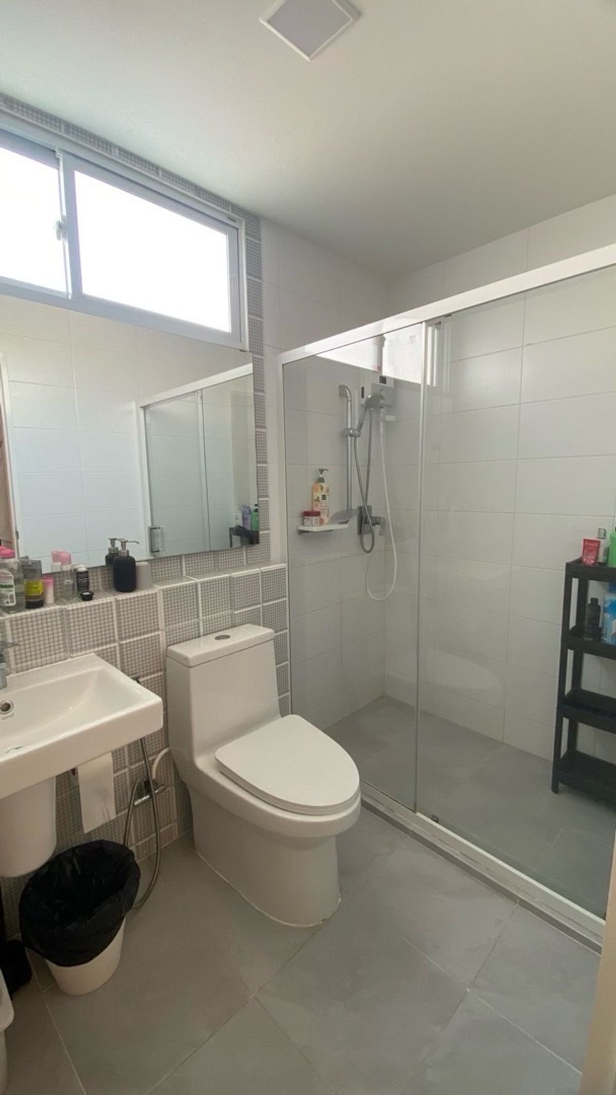 ให้เช่าทาวน์โฮมบางนา แบริ่ง ลาซาล : ทาวน์เฮ้าส์ให้เช่า 📍 Indy 2 Bangna-Ramkhamhaeng 2 📍 3 ห้องนอน 2 ห้องน้ำ เฟอร์นิเจอร์ และ เครื่องใช้ไฟฟ้าครบ 