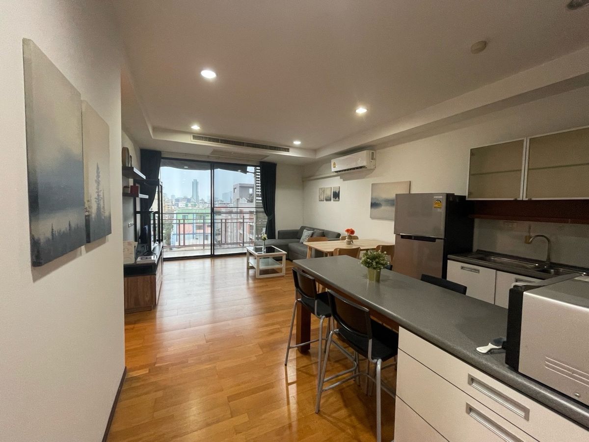 For RentCondoRatchadapisek, Huaikwang, Suttisan : 🔥For Rent Now🔥 Amanta Ratchada, spacious 2-bedroom unit with unobstructed view, fully furnished and ready to move in. Located next to MRT Cultural Centre station.