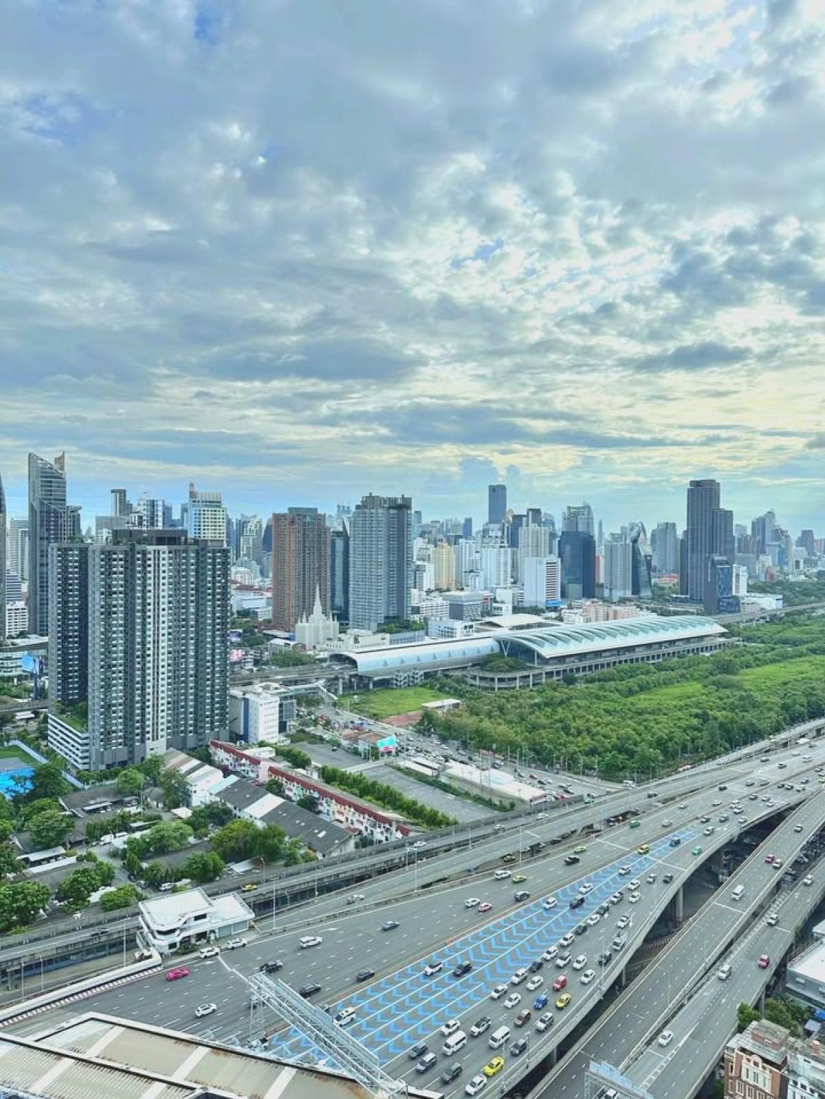 ให้เช่าคอนโดพระราม 9 เพชรบุรีตัดใหม่ RCA : เช่าคอนโด Ideo Rama 9-Asoke 1นอน 35 ตร.ม. ใกล้ BTS พระราม 9 เพียง 30,000 ฿/ด! พร้อมสิ่งอำนวยความสะดวกครบครัน ตำแหน่งทองของเมือง!