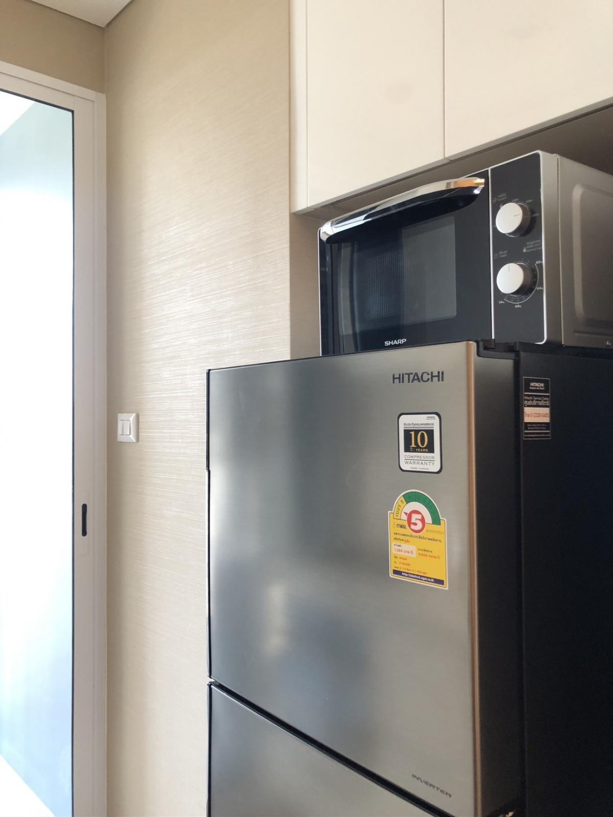 For RentCondoLadprao, Central Ladprao : Condo for rent in the heart of Lat Phrao Intersection, The Saint Residences, 1 bedroom, 17,000฿, near BTS/MRT! Complete with swimming pool and fitness center, convenient life anytime, anywhere!