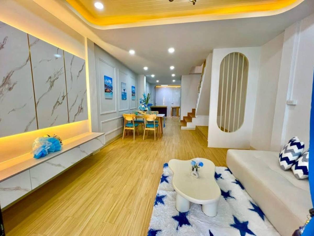 ขายทาวน์โฮมมีนบุรี-ร่มเกล้า : ขายทาวน์เฮ้าส์/ทาวน์โฮม  บ้านคณาทรัพย์ บางชัน เขต คลองสามวา กรุงเทพ CX-129745