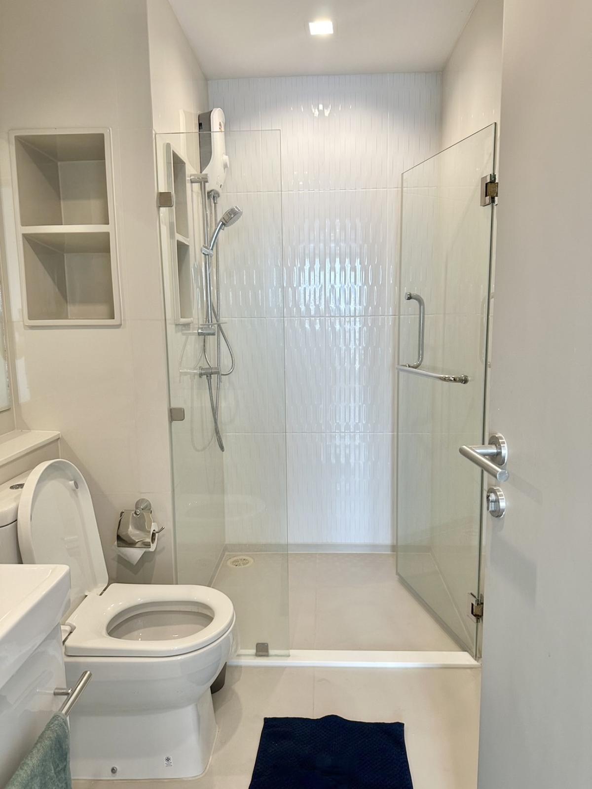 ขายคอนโดลาดพร้าว เซ็นทรัลลาดพร้าว : 03/04/2026, รวมค่าโอนLife Ladprao 2 Beds Condo 
ใกล้ BTS/MRT เริ่ม 7.83 ลบ. พร้อมอยู่! 0642748883