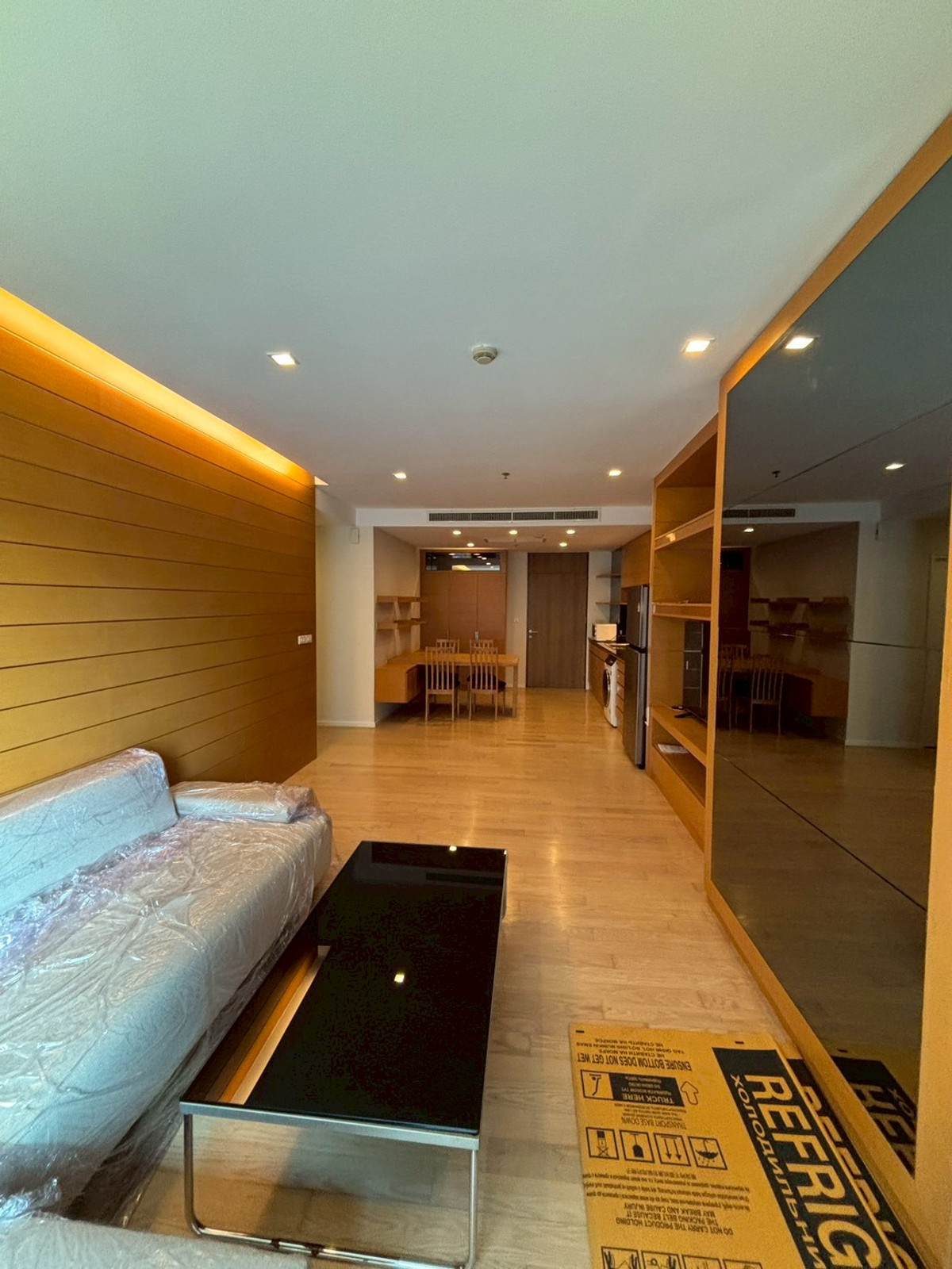 For RentCondoSukhumvit, Asoke, Thonglor : (For rent) Noble Remix 36 I 2BR, newly renovated room. All new electrical appliances Ready to move in ㅡ Near 🚆BTS Thonglor