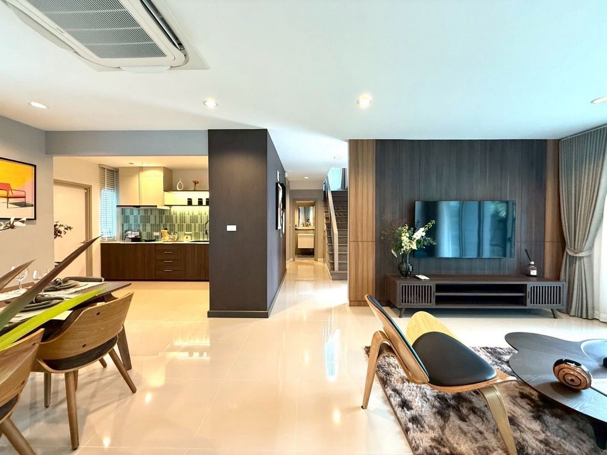 ขายบ้านพัฒนาการ ศรีนครินทร์ : “บ้านตัวอย่าง” THE PALM กรุงเทพกรีฑา-วงแหวน 