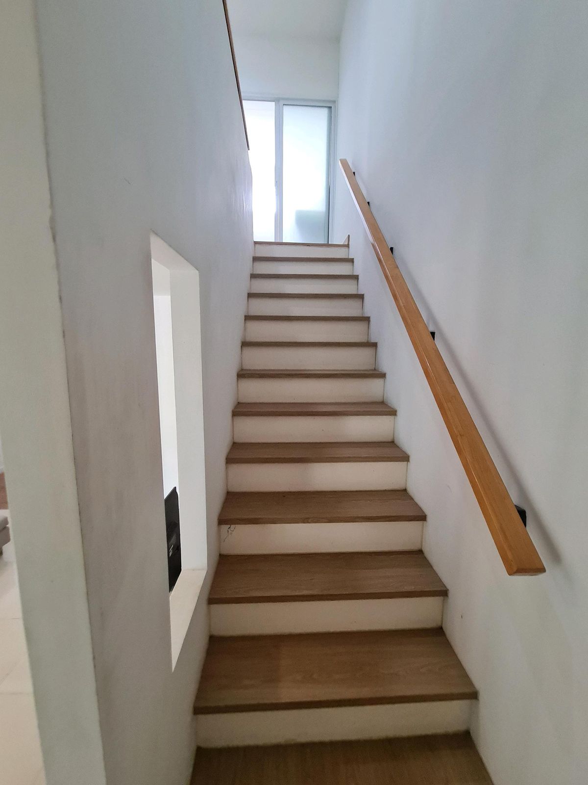 For SaleTownhomePathum Thani,Rangsit, Thammasat : Urgent sale! Townhome in front of the garden Delight the Loft, Don Mueang-Rangsit