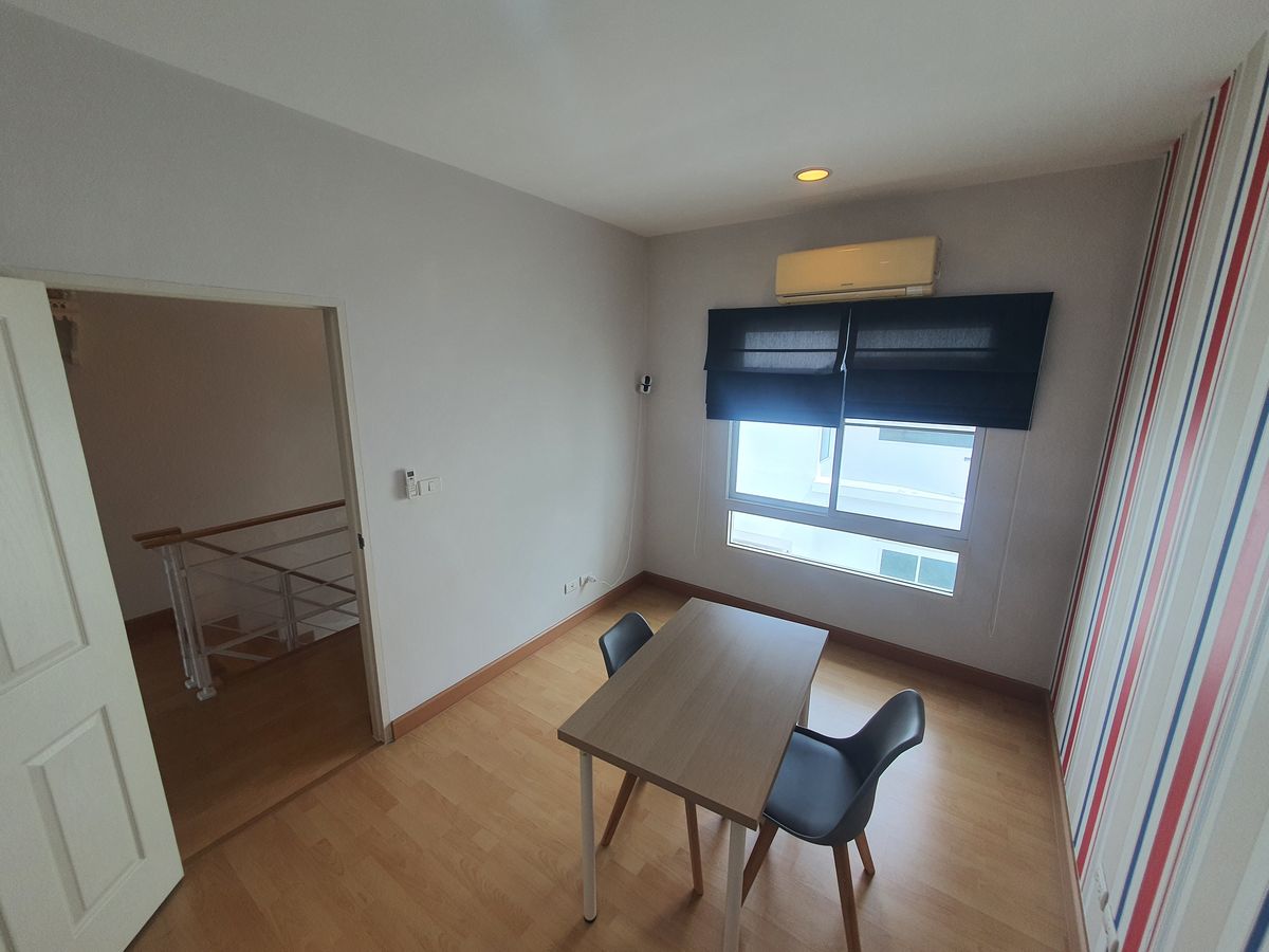 ขายทาวน์โฮมลาดพร้าว101 แฮปปี้แลนด์ : บ้านกลางเมือง ลาดพร้าว 87, ทาวน์โฮม 3 ชั้น, วิวสวน เป็นส่วนตัว ทำเลดี, สไตล์โมเดิร์น ราคาจับต้องได้, ฟังก์ชันครบ หรู คุ้ม พร้อมอยู่ทันที