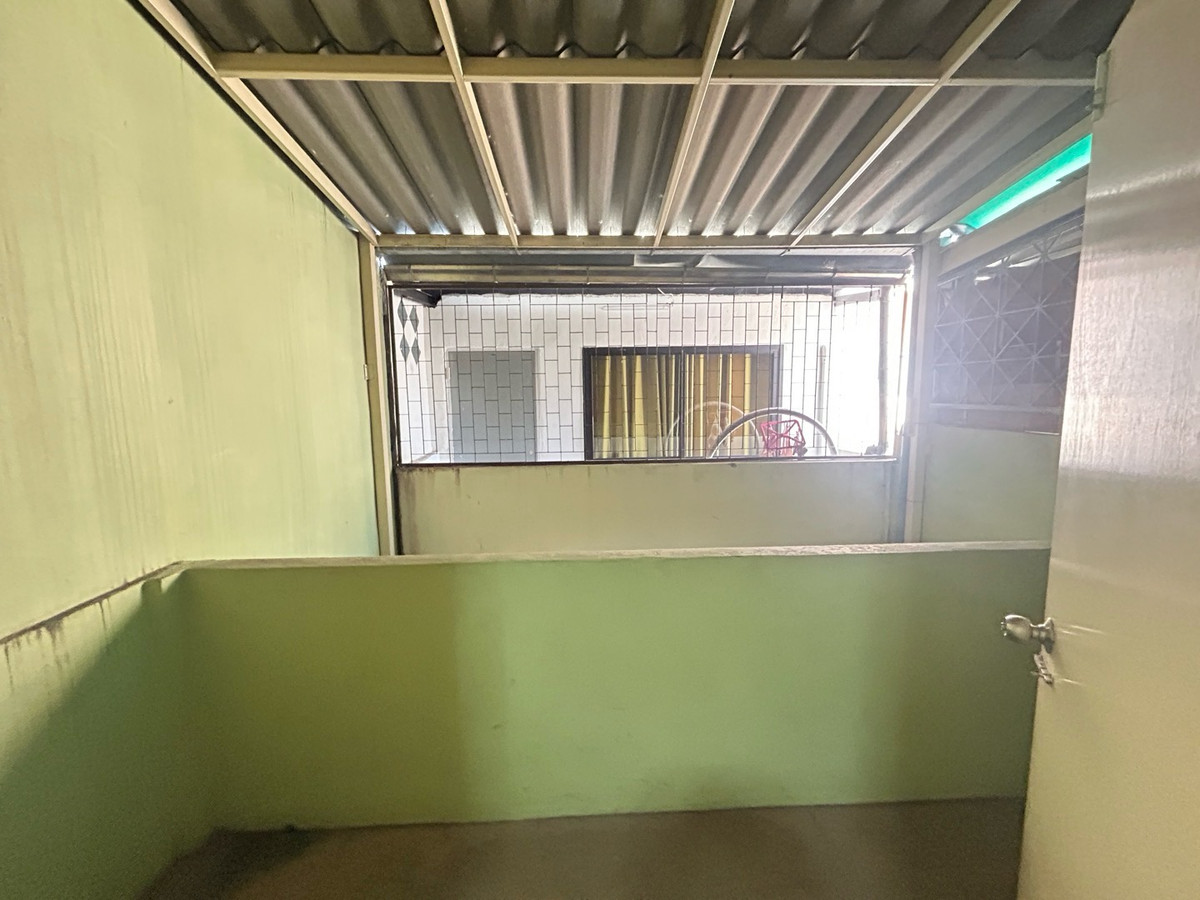 For SaleTownhomeRama 2, Bang Khun Thian : House for sale Sinthawee Grand Village, Rama 2. Area 200 sqm (16.5 sq.wah)