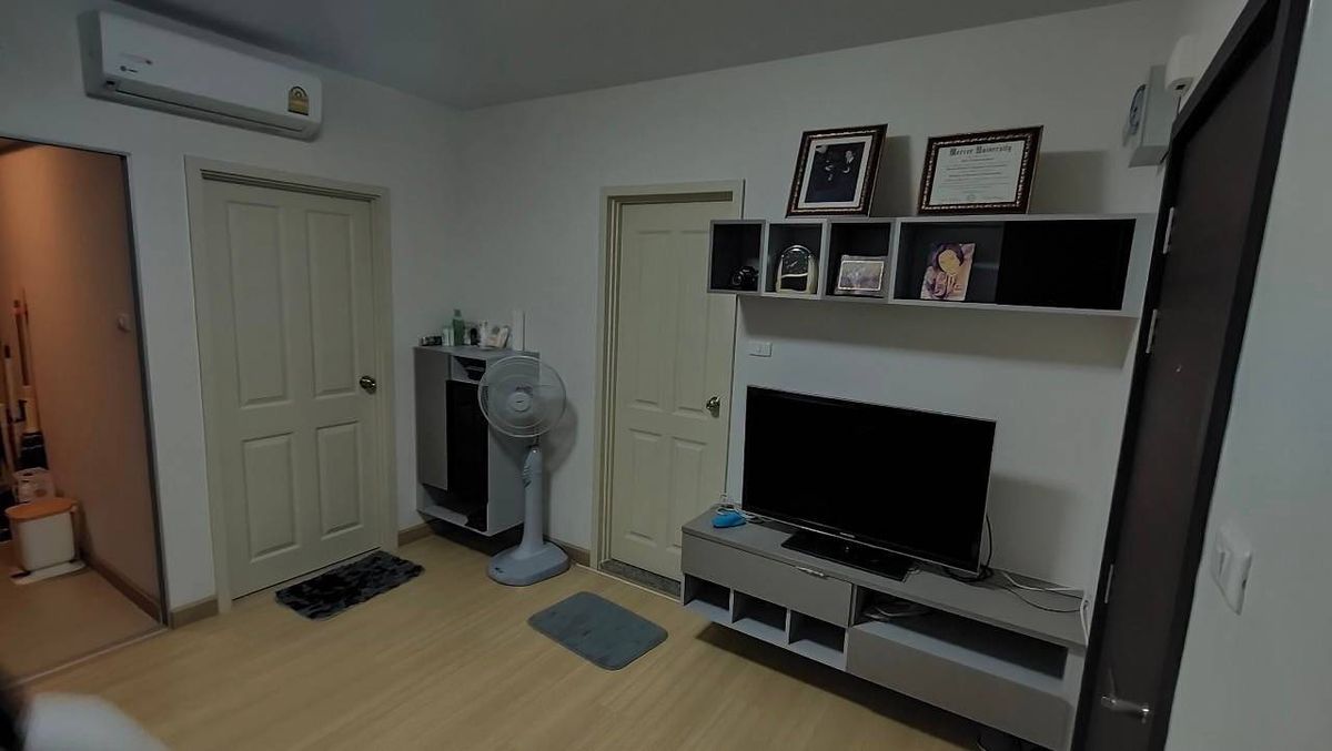 For RentCondoRama9, Petchburi, RCA : Rent RR829 Supalai Veranda Rama9. Beautiful room, complete furniture. In the Rama 9 zone