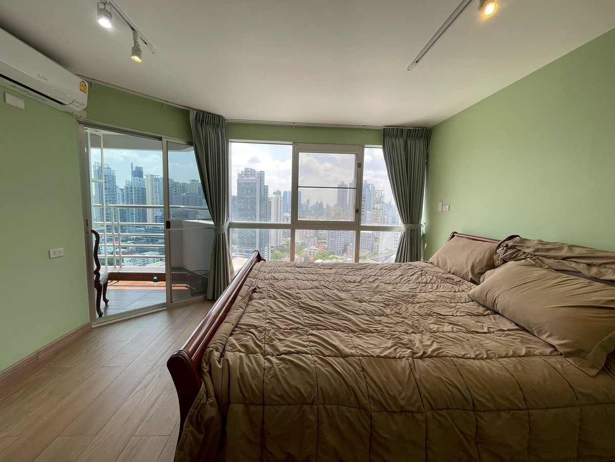 For RentCondoSukhumvit, Asoke, Thonglor : (For rent) 2 bedrooms, 1 bathroom, 61 sq m., spacious room, comfortable, Sukhumvit area, fully furnished + electrical appliances.