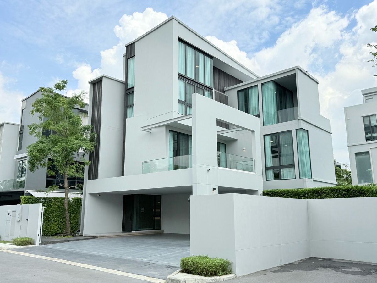 บ้านพัฒนาการ ศรีนครินทร์ : บ้านพร้อมลิฟต์ สระว่ายน้ำ พร้อมอยู่ VIVE Krungthepkreetha | บ้านใหม่มาก